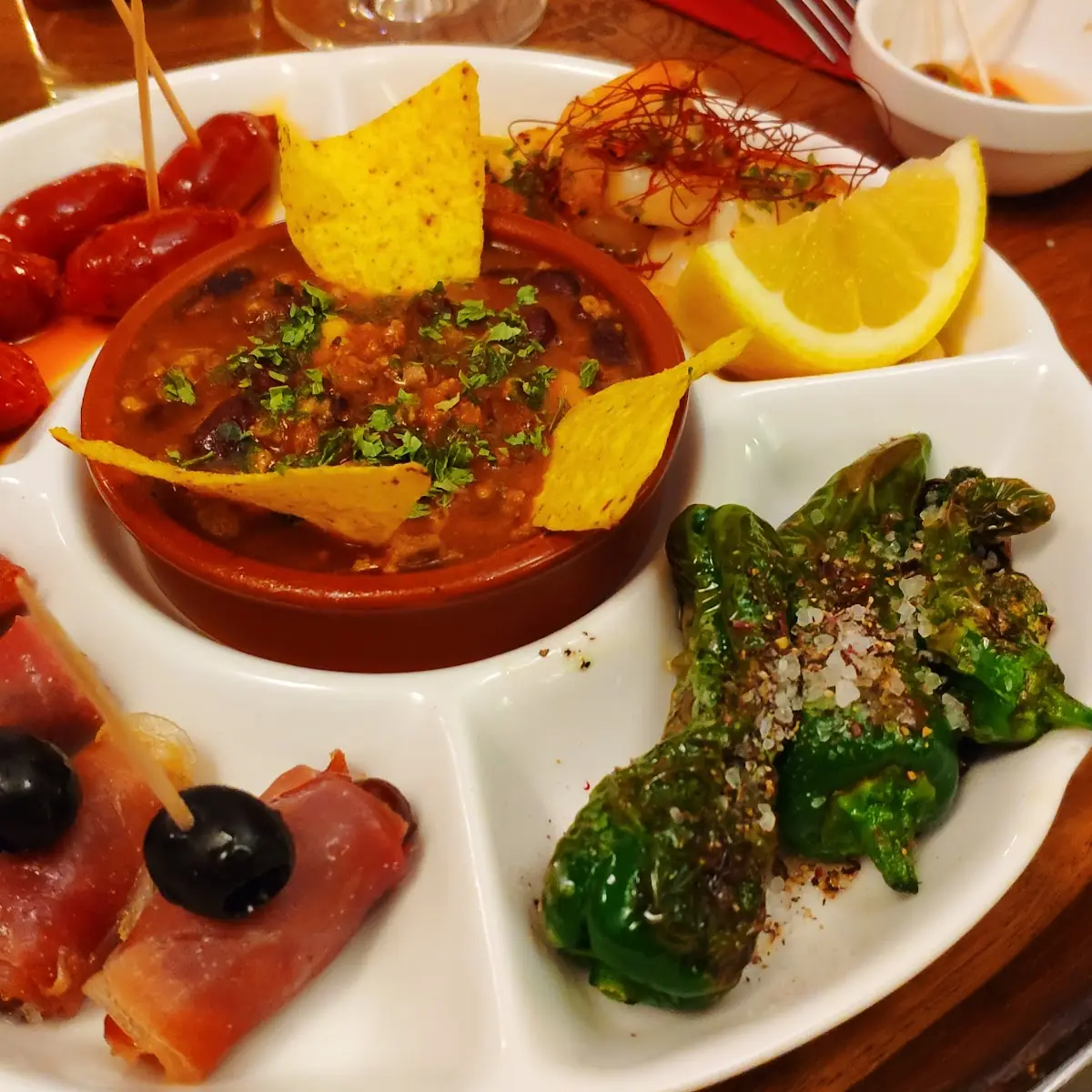 Tapas Gemischter Vorspeisenteller