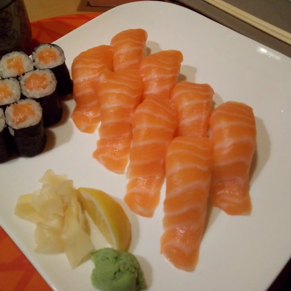 Lachs Sushi Groß