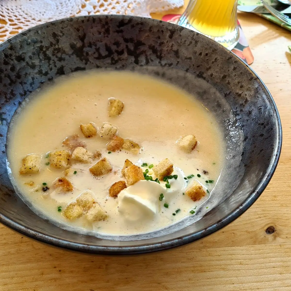 Knoblauchcremesuppe