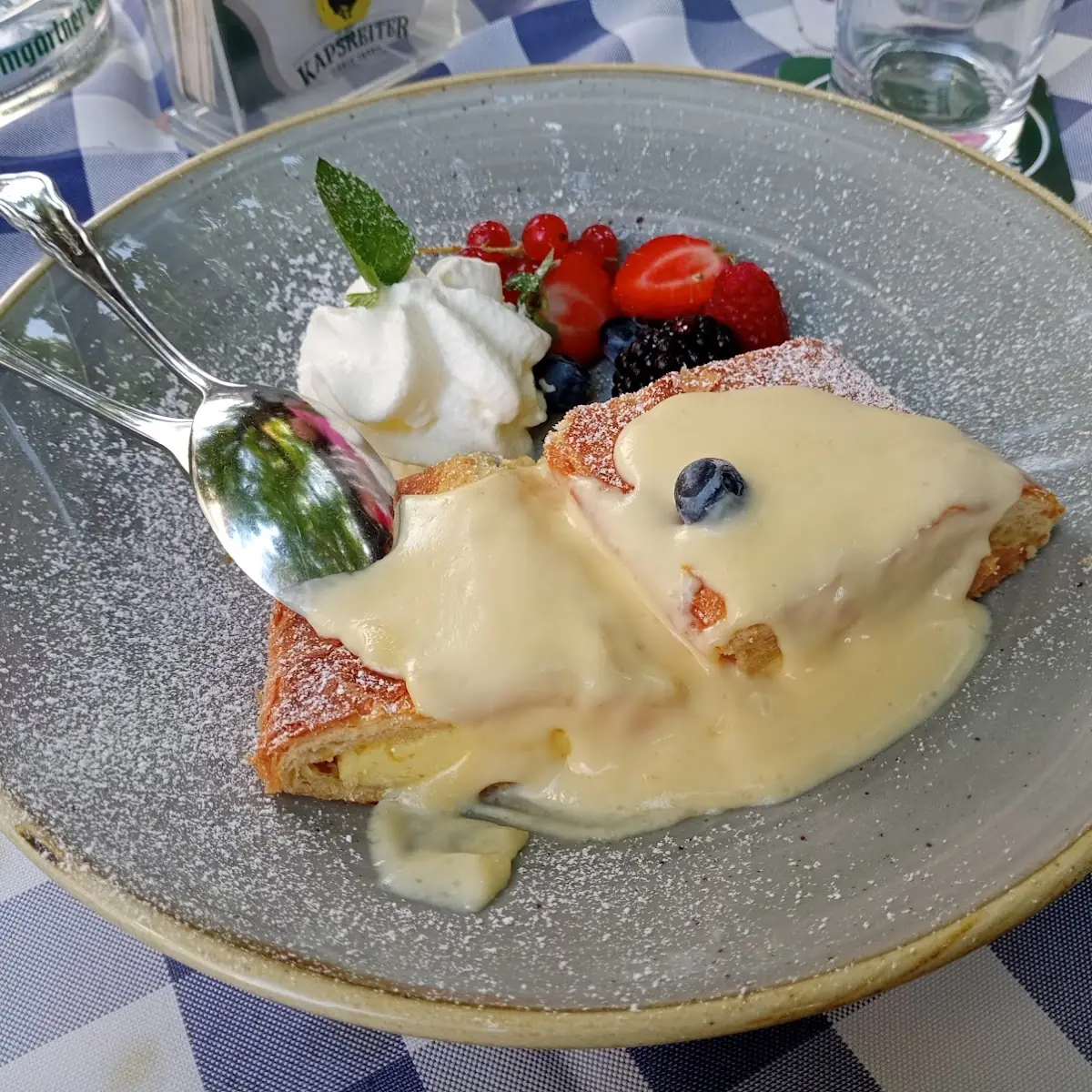 Topfenstrudel