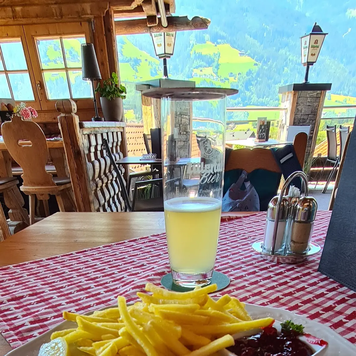 Wiener Schnitzel Mit Pommes Frites