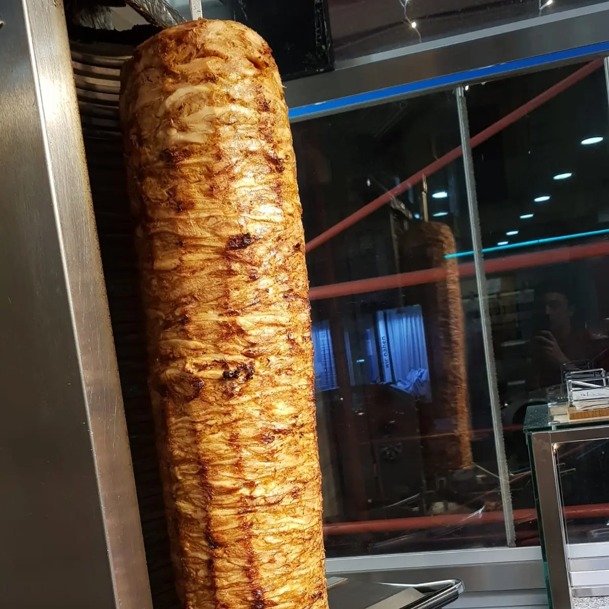 Ganzer Dönerspieß Mit Spieß