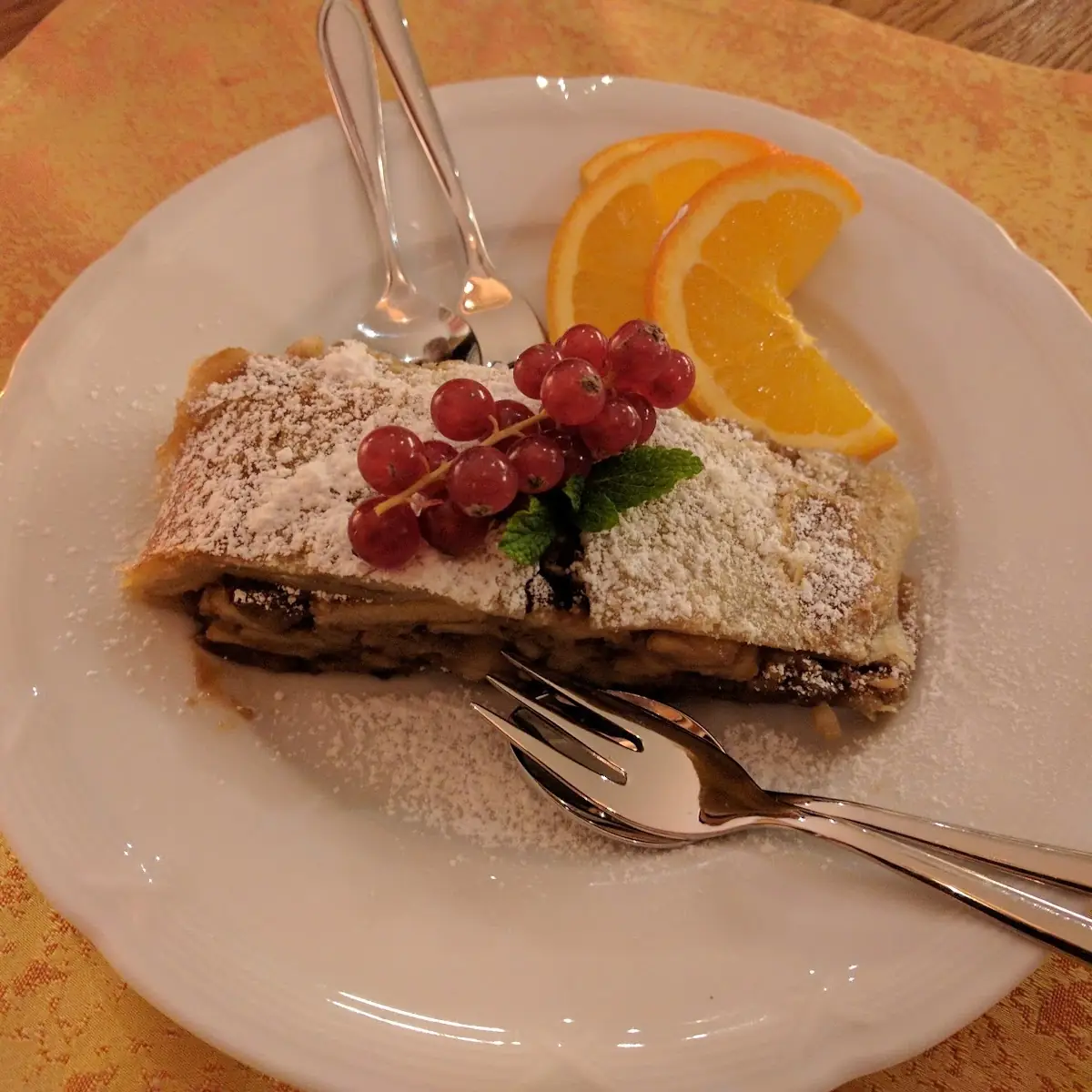 Apfelstrudel