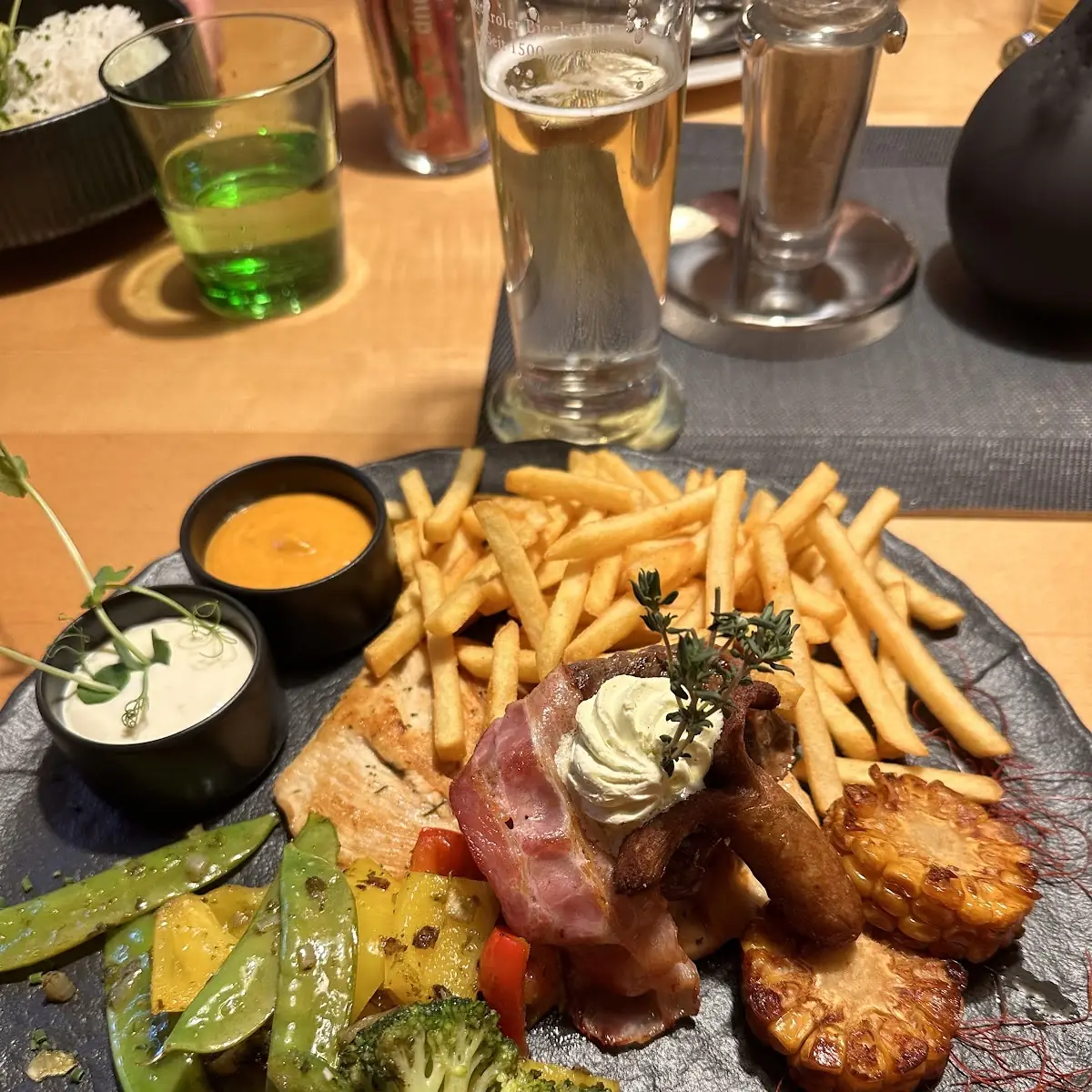 Deluxe Mixed Grill