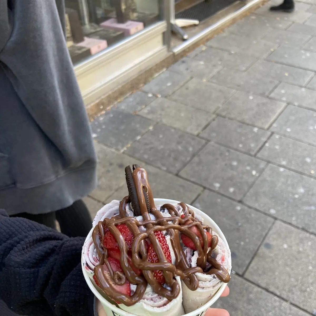 Ice Cream Rolls
