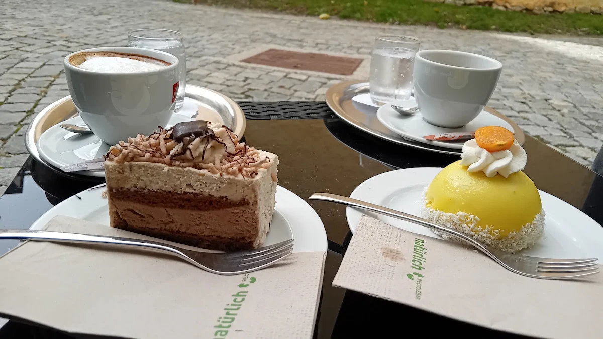 Maronischnitte Und Mangukupel