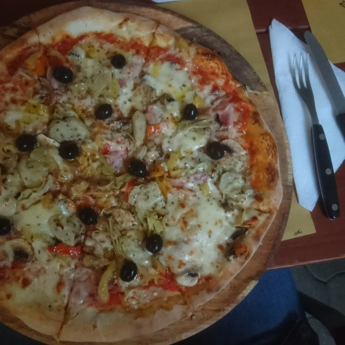 Pizza Capricciosa