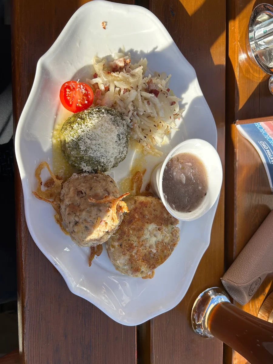 Dreierlei Knödel Mit Krautsalat