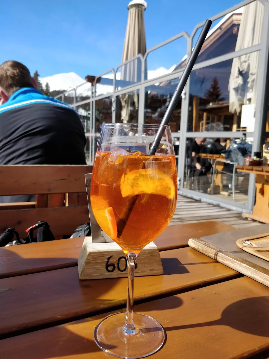 Rotbeerenspritz