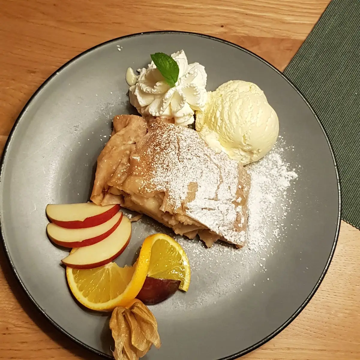 Apple Strudel