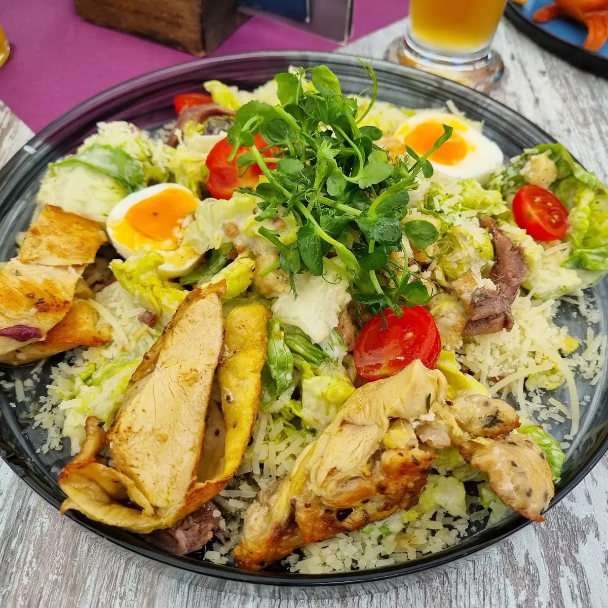 Caesar Salad Mit Hühnchen