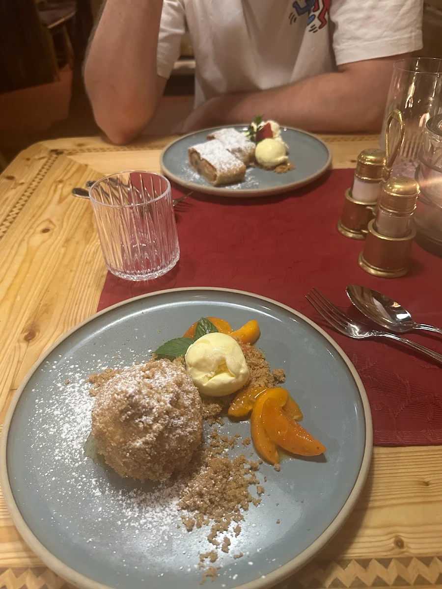 Marillenknödel Mit Vanilleeis