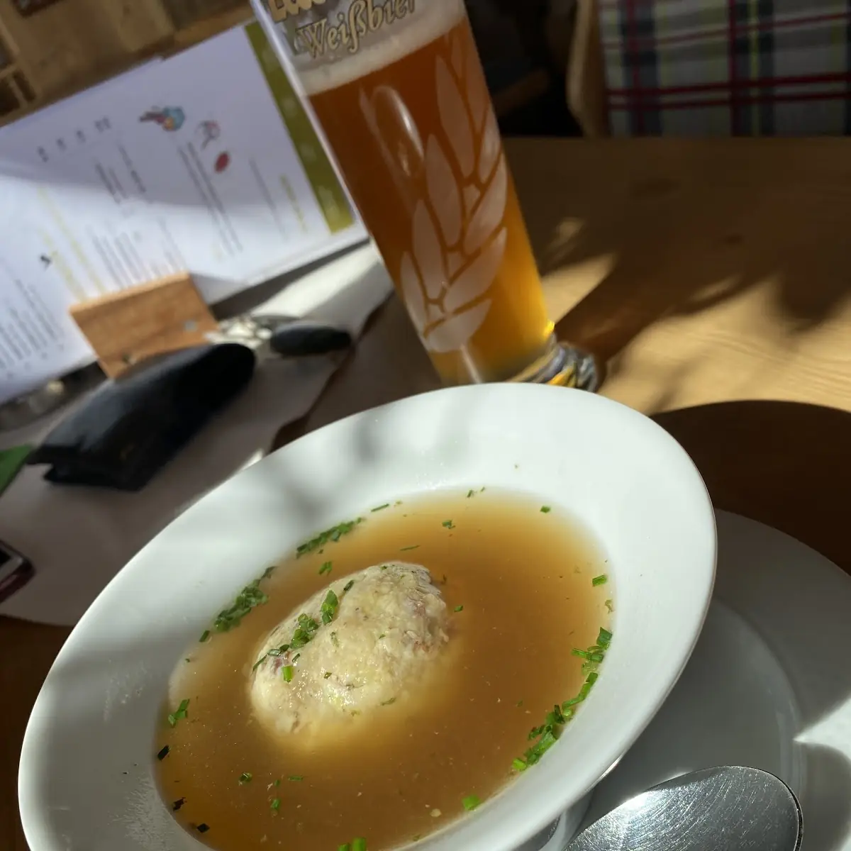 Suppe Mit Tiroler Knödel