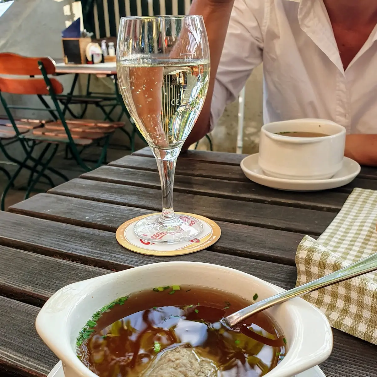Leberknödelsuppe