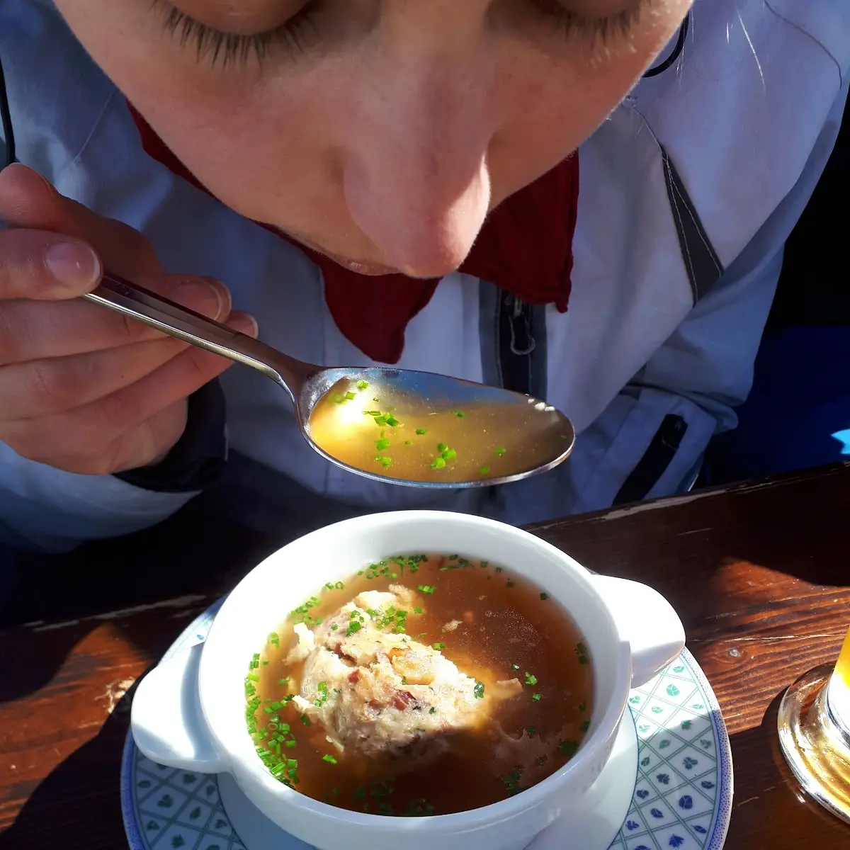 Leberknödelsuppe