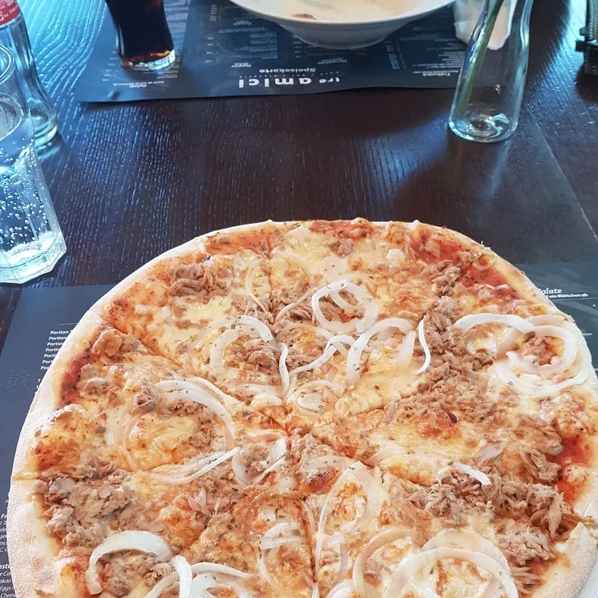 Pizza Tonno