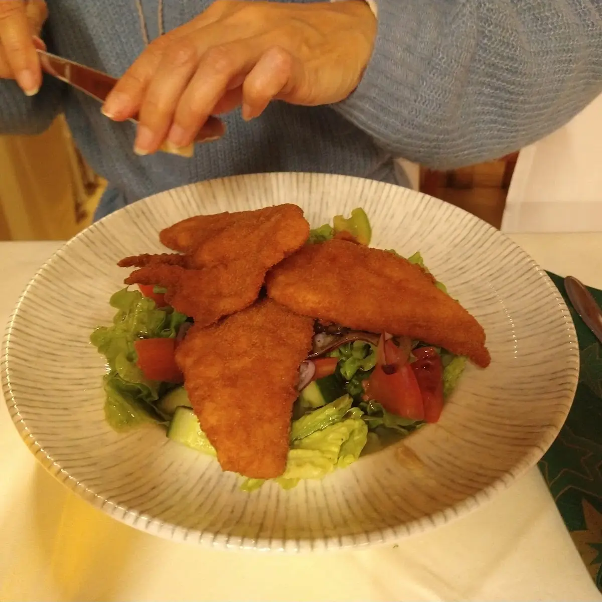 Backhendl Salat