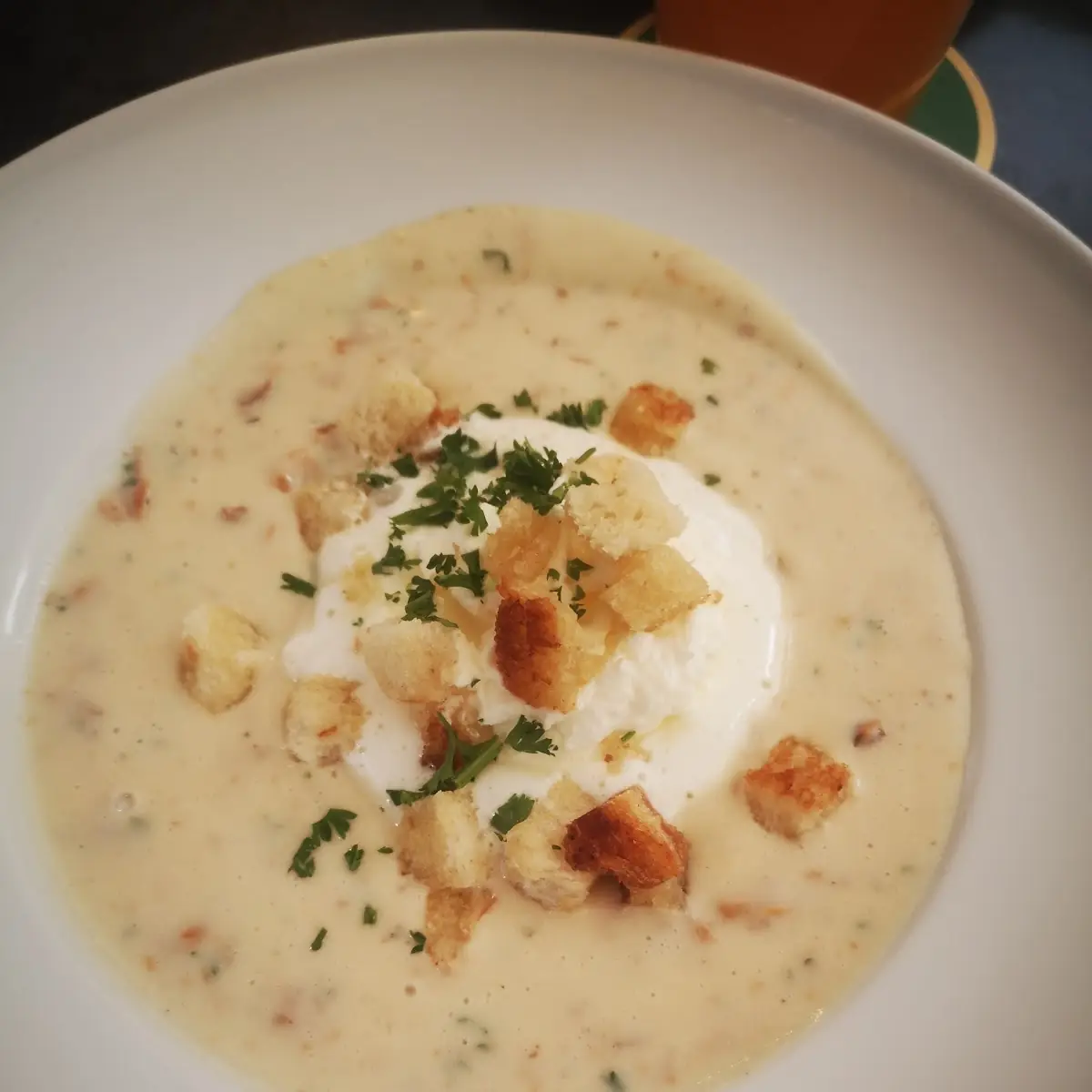 Eierschwammerlsuppe