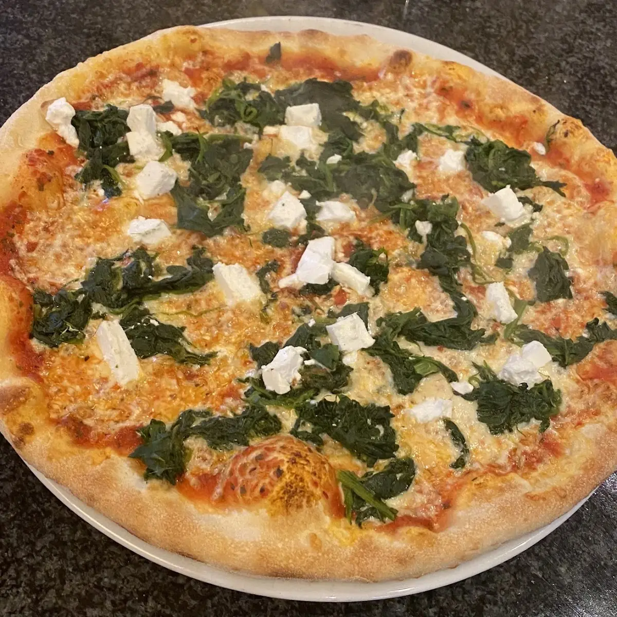 Pizza Mit Spinat