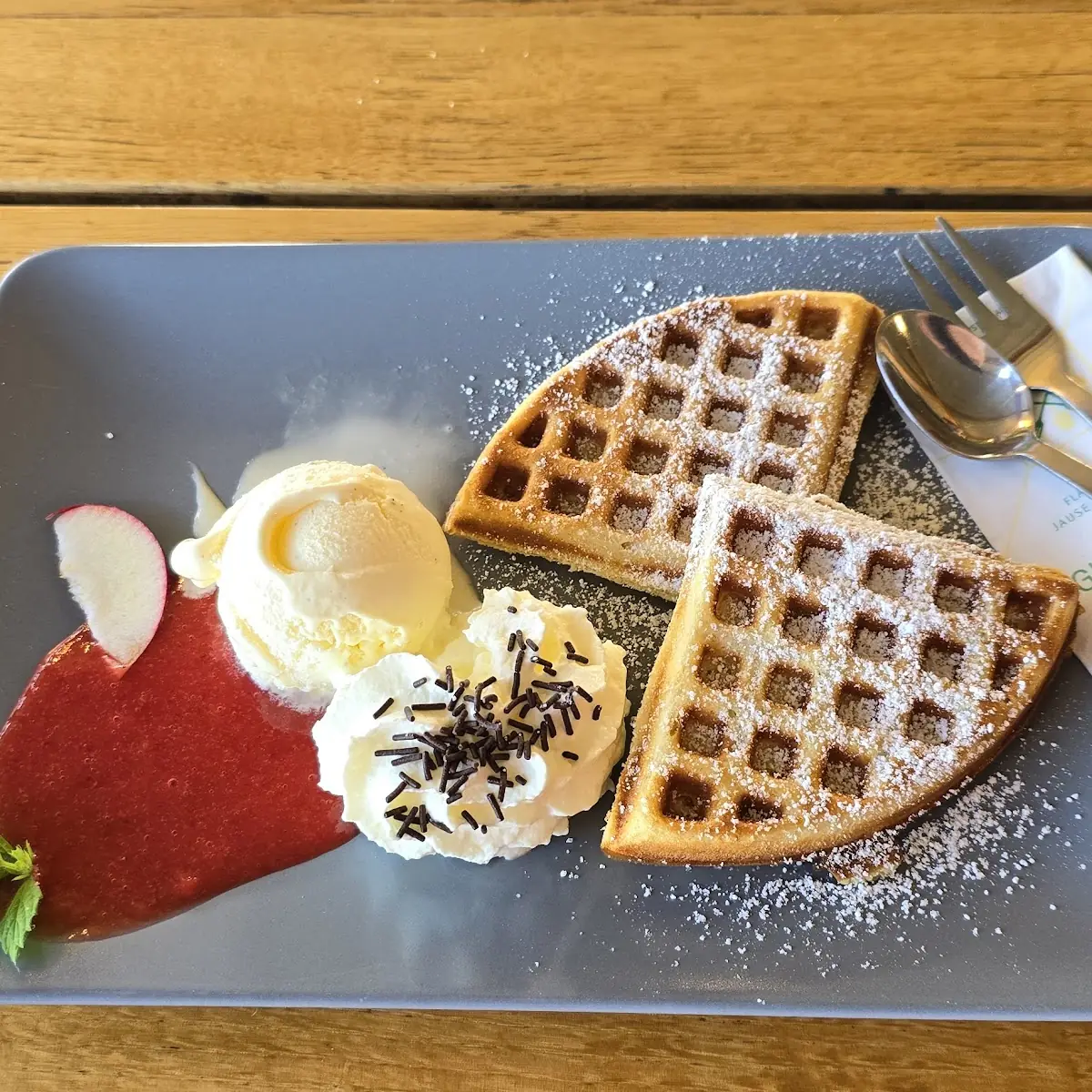 Waffel Mit Vanilleeis