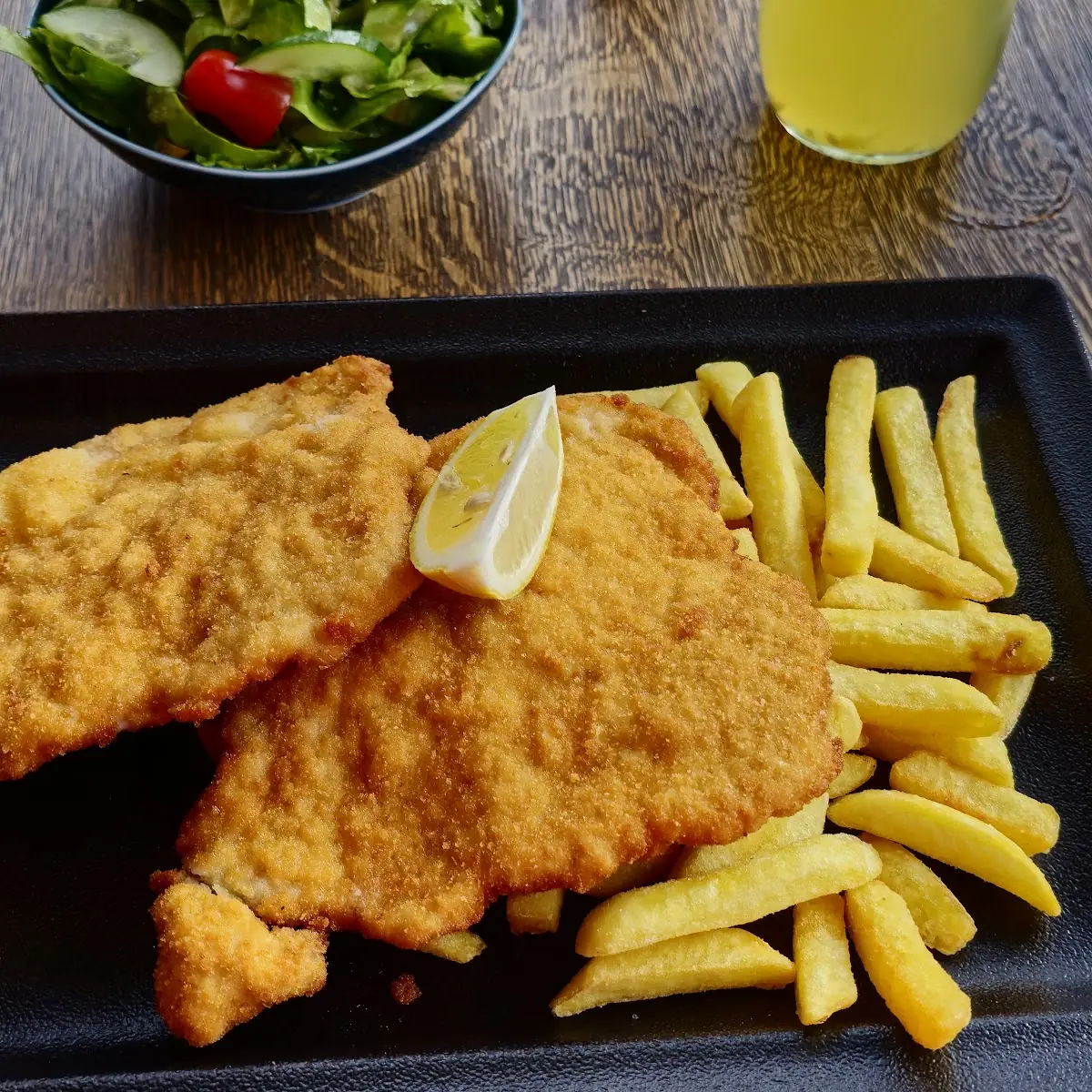 Венский Шницель, T-Bone Bar Burger Steakhouse Parndorf