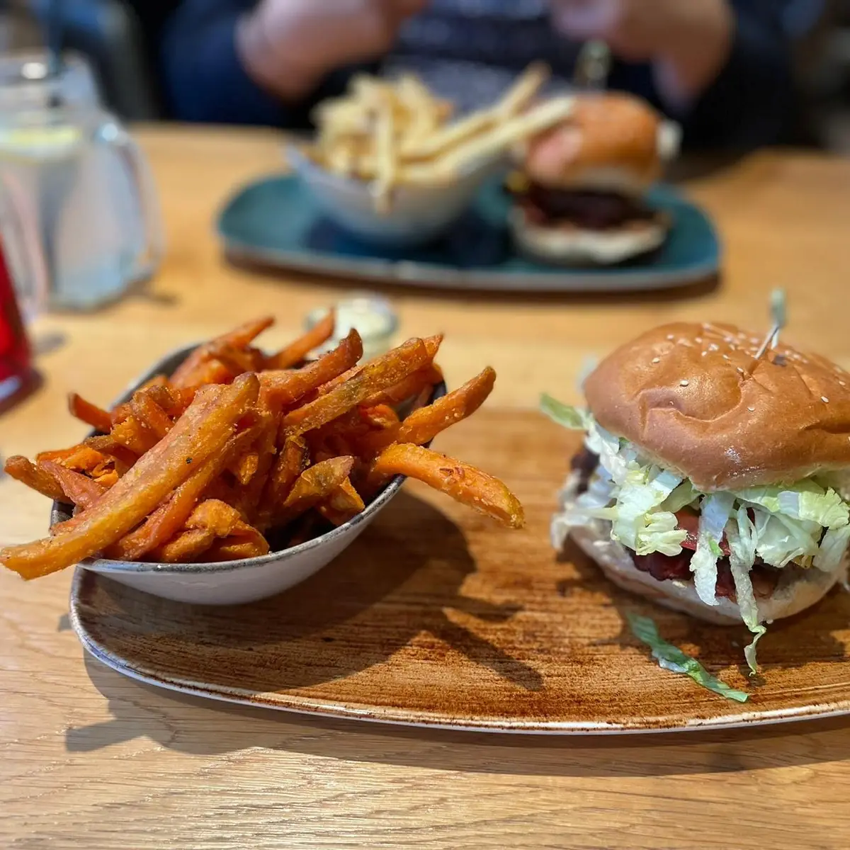 Klassiske Cheeseburger Med Bacon, Le Burger Klagenfurt