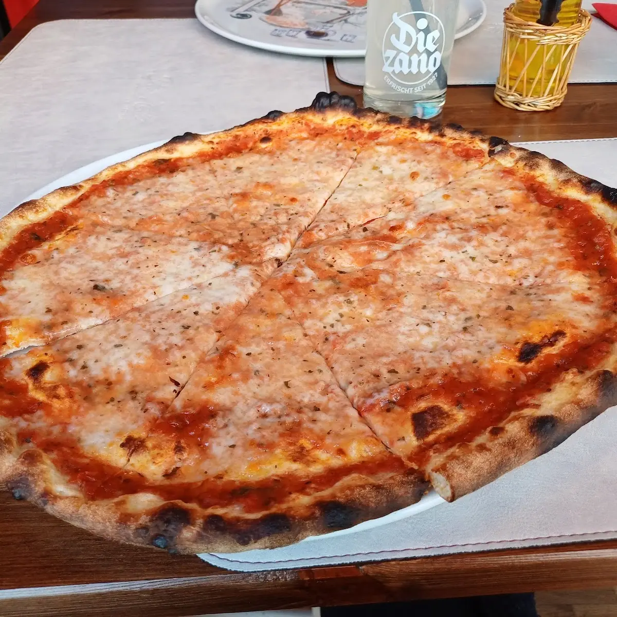 Pizza Napoli