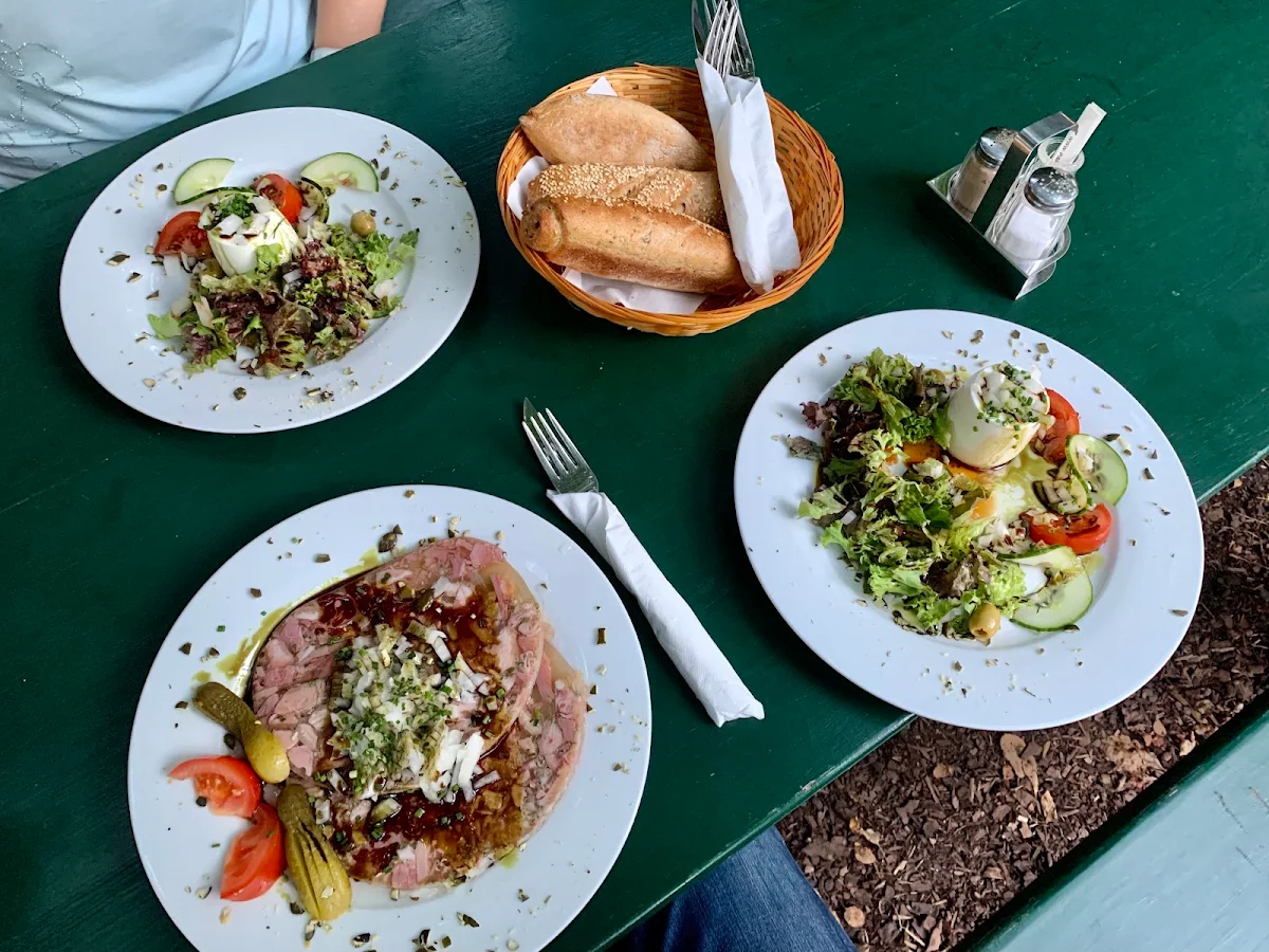 Presswurst Und Schafkäse