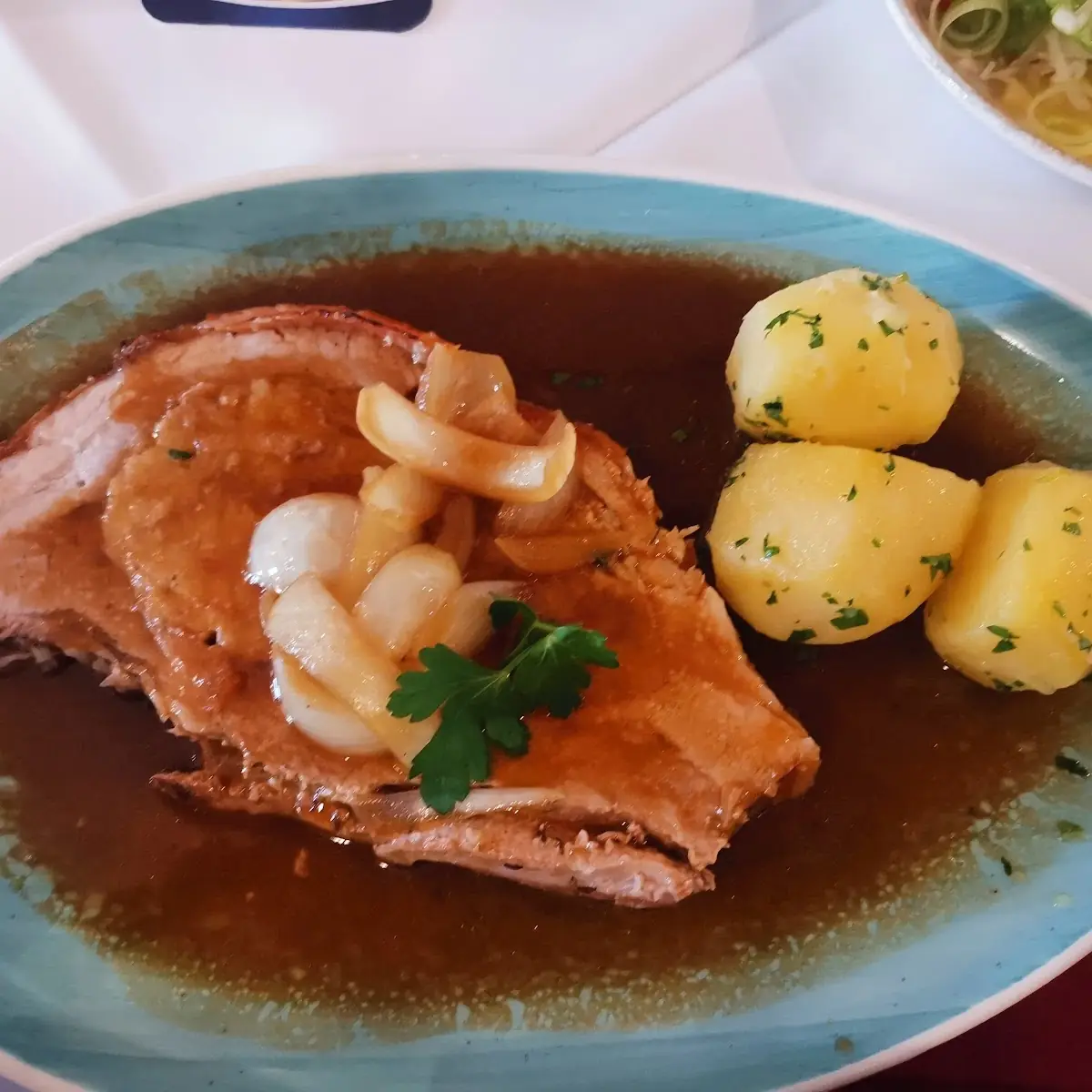 Gefüllte Schweinsbrust