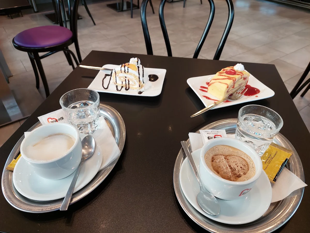 Schwarzwälder Und Spätzialtorte