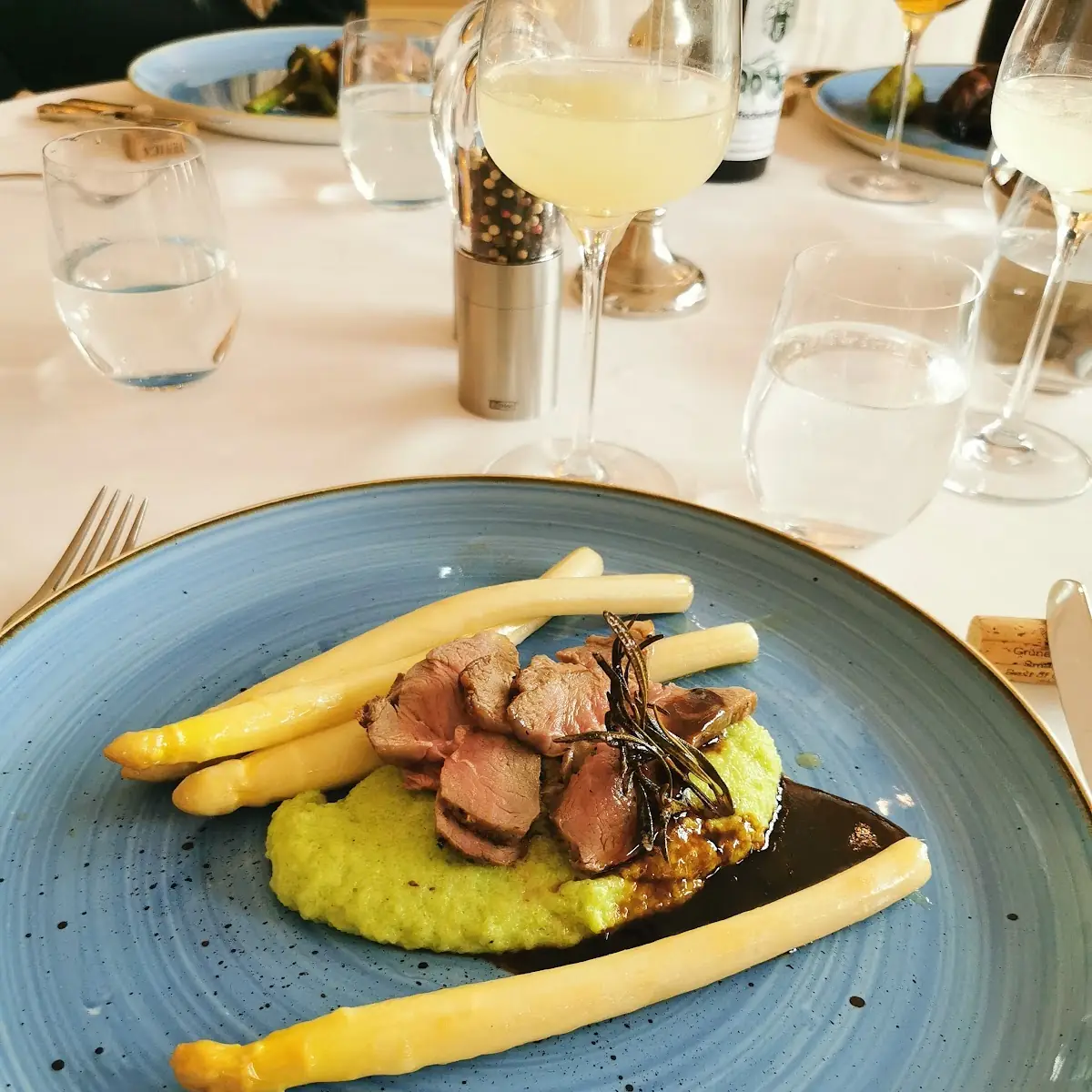 Lamm Mit Spargel