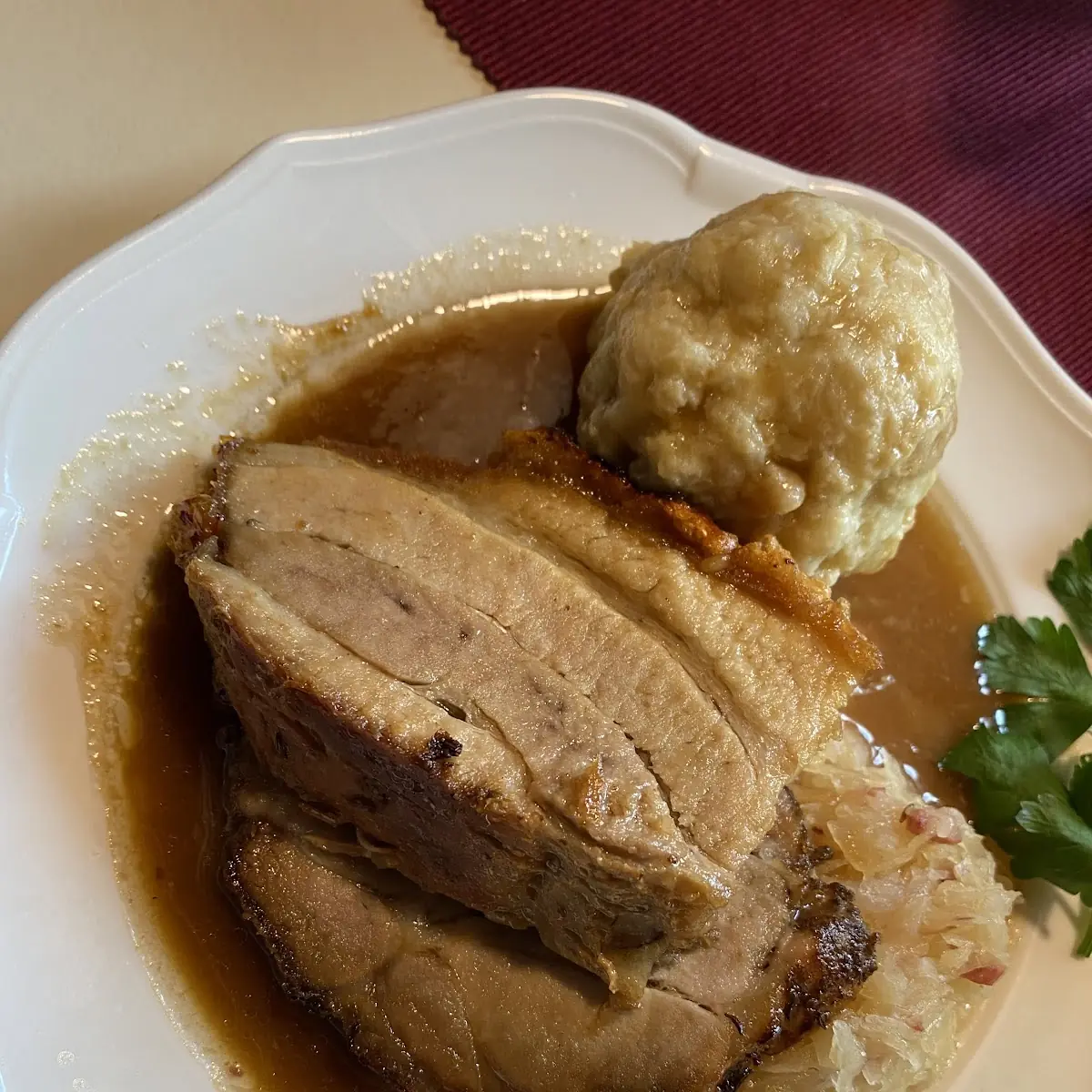Ofenfrischer Schweinsbraten