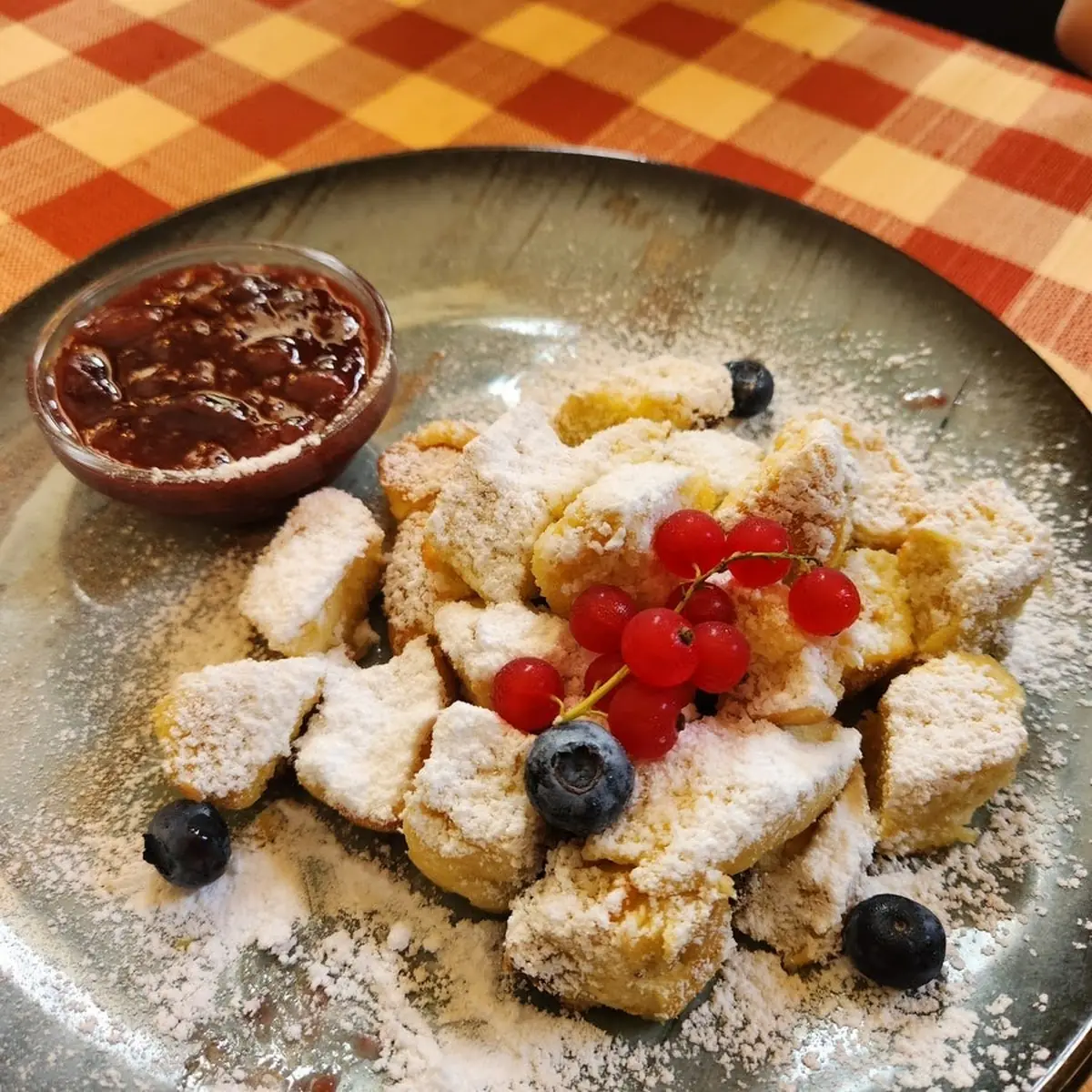Kaiserschmarrn Mit Zwetschkenröster