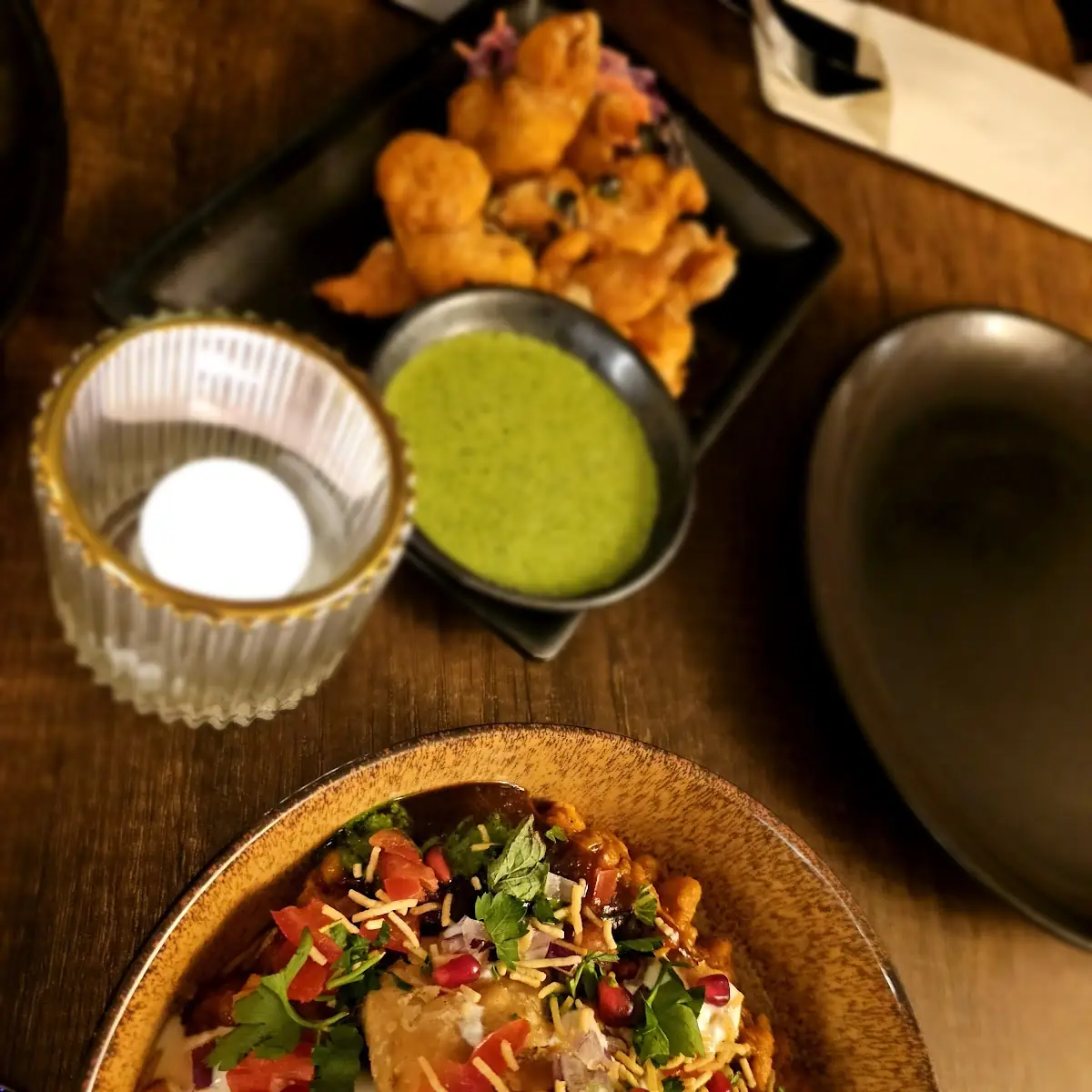 Aloo Samosa Chaat Vegetarisch