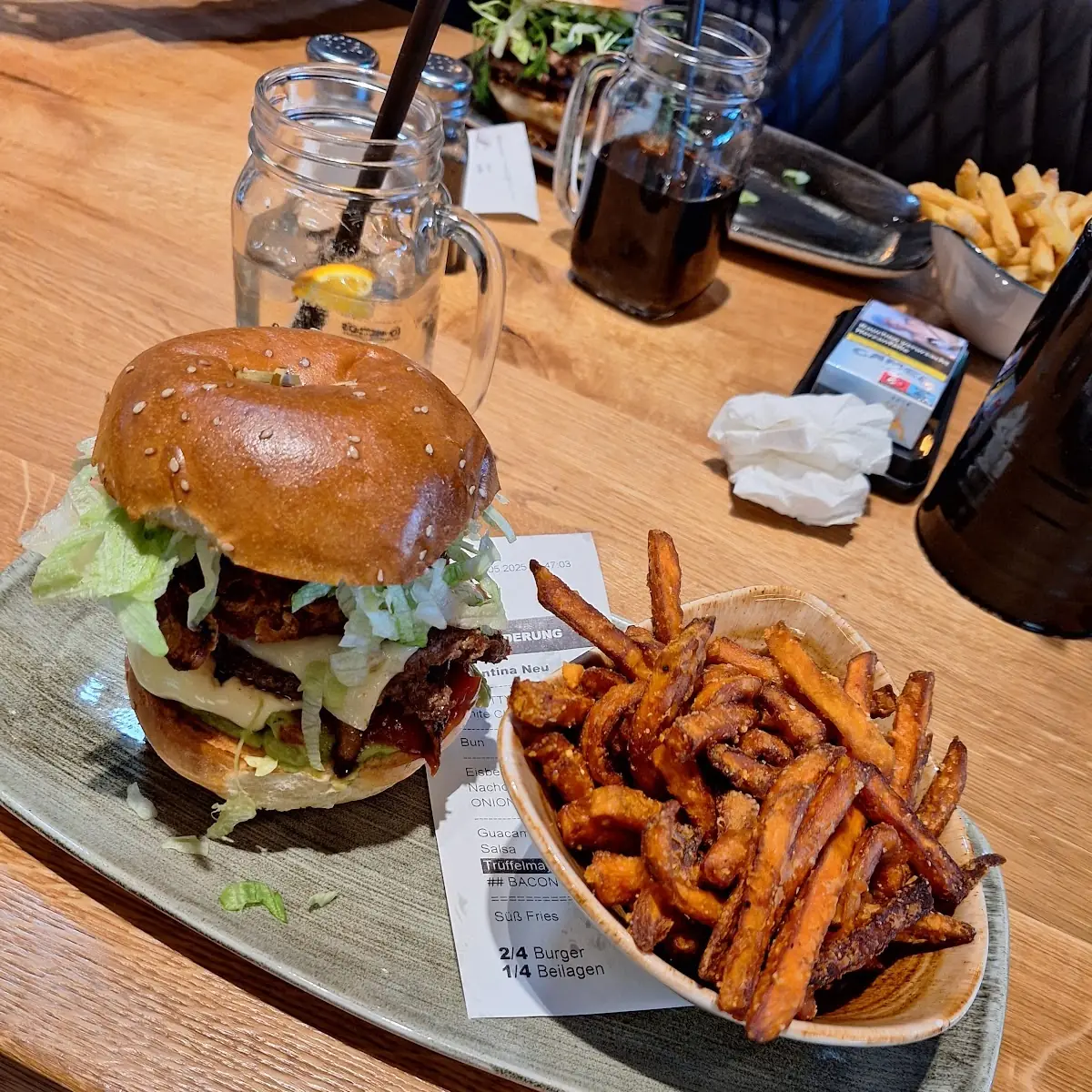 Argentinia Burger Mit Sweet Potato Fries