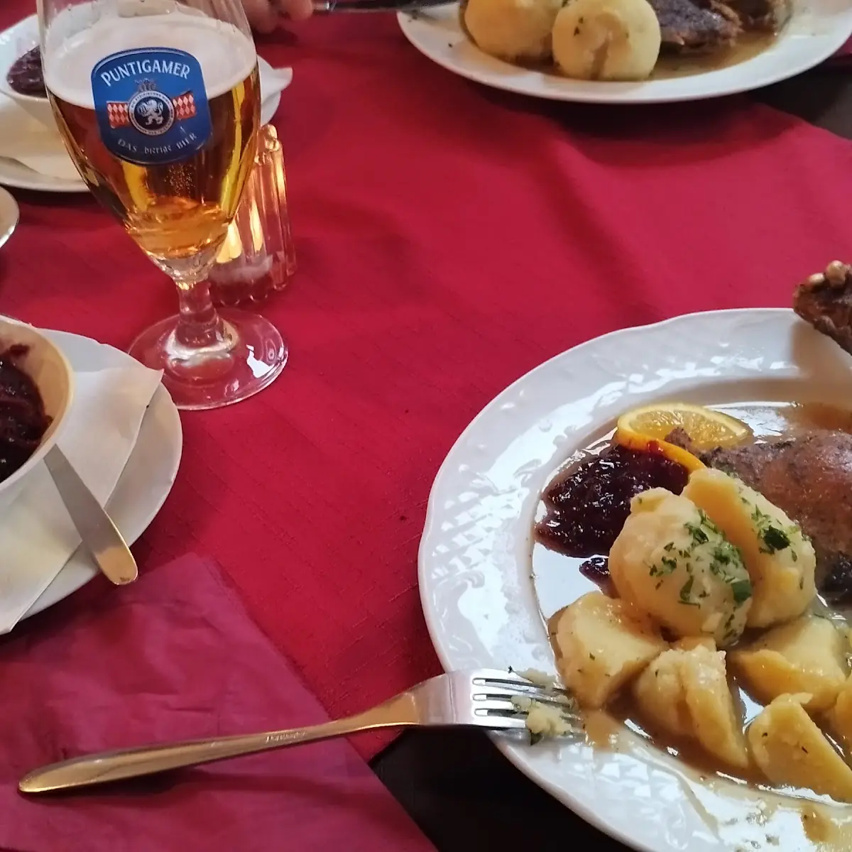 Gansl Mit Rotkraut