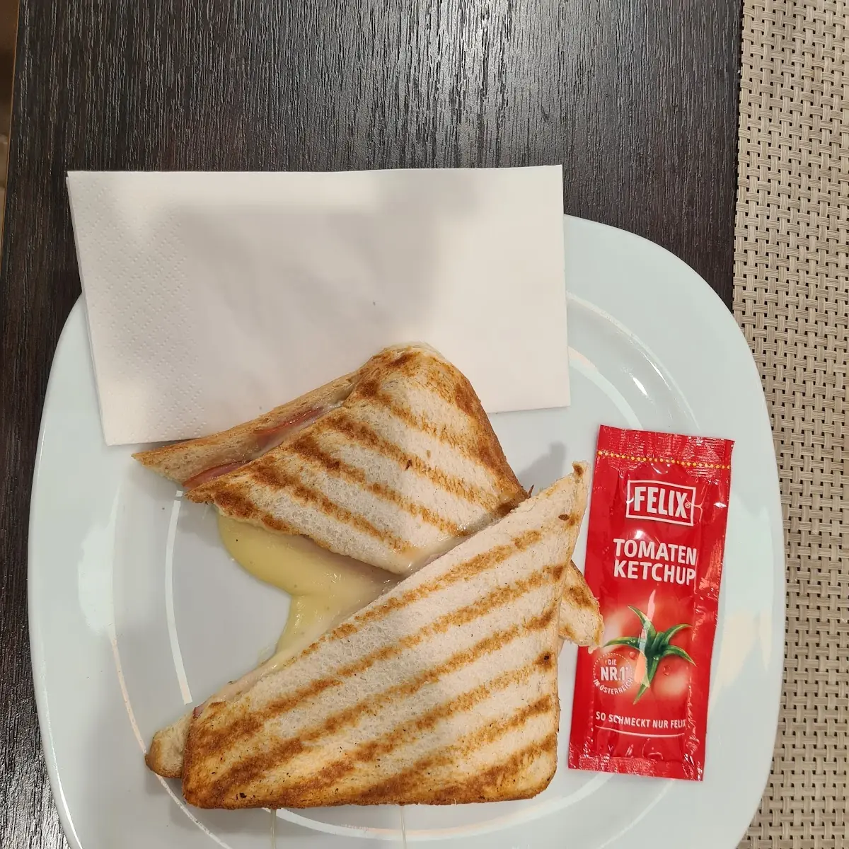 Schinken-käse-toast