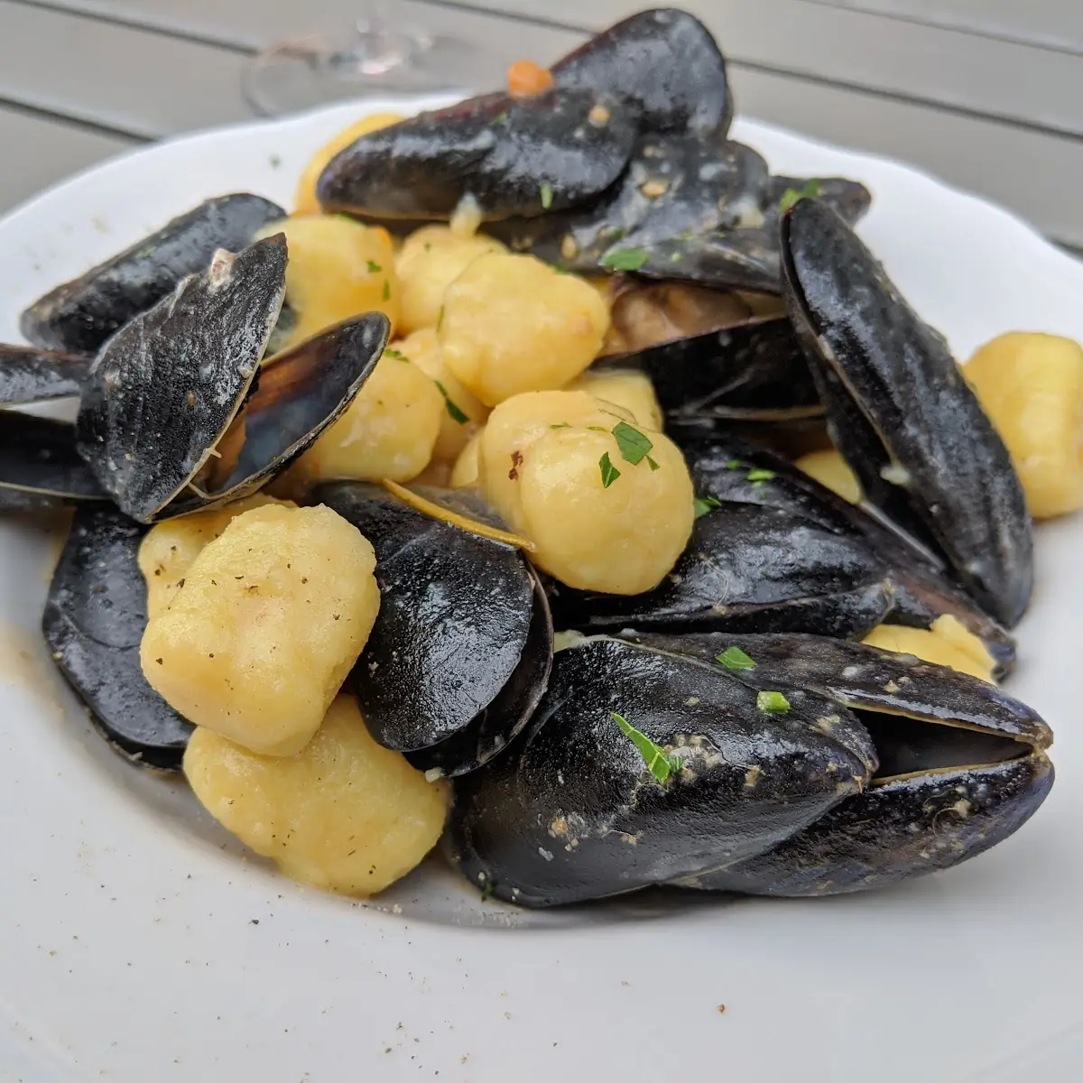 Gnocchi Mit Miesmuscheln In Weißweinsauce
