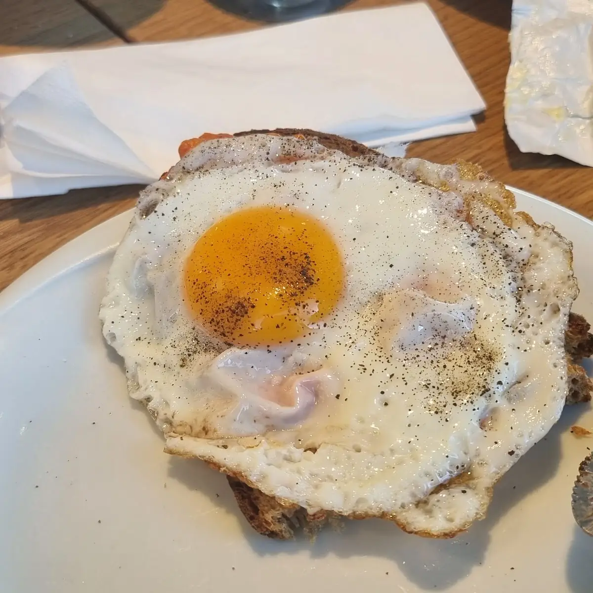Spiegeleier Auf Haustost