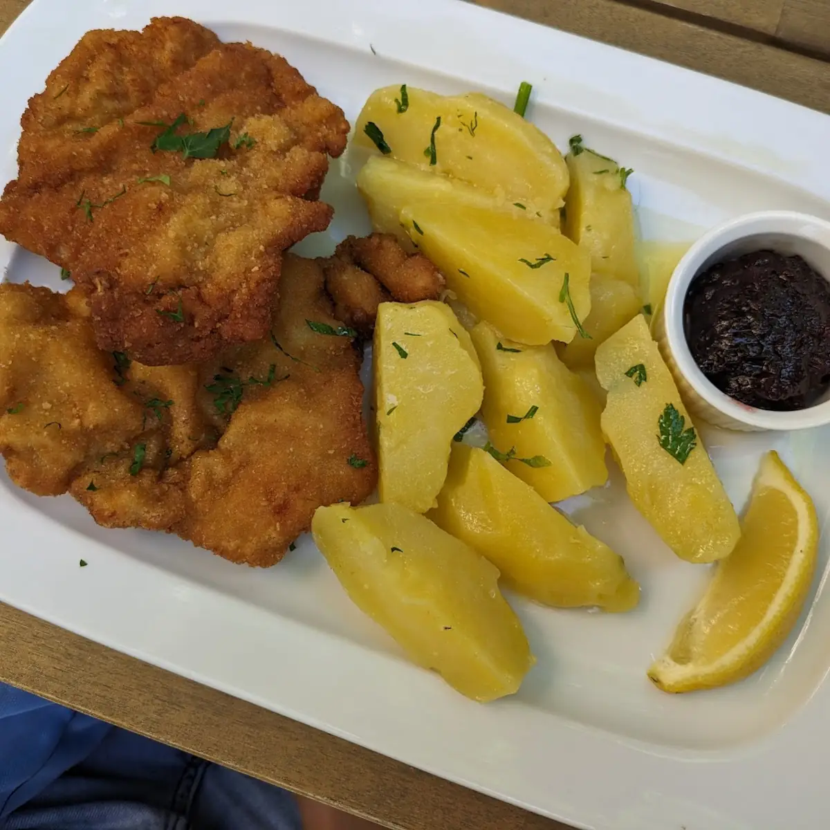 Steirischer Backhendlsalat