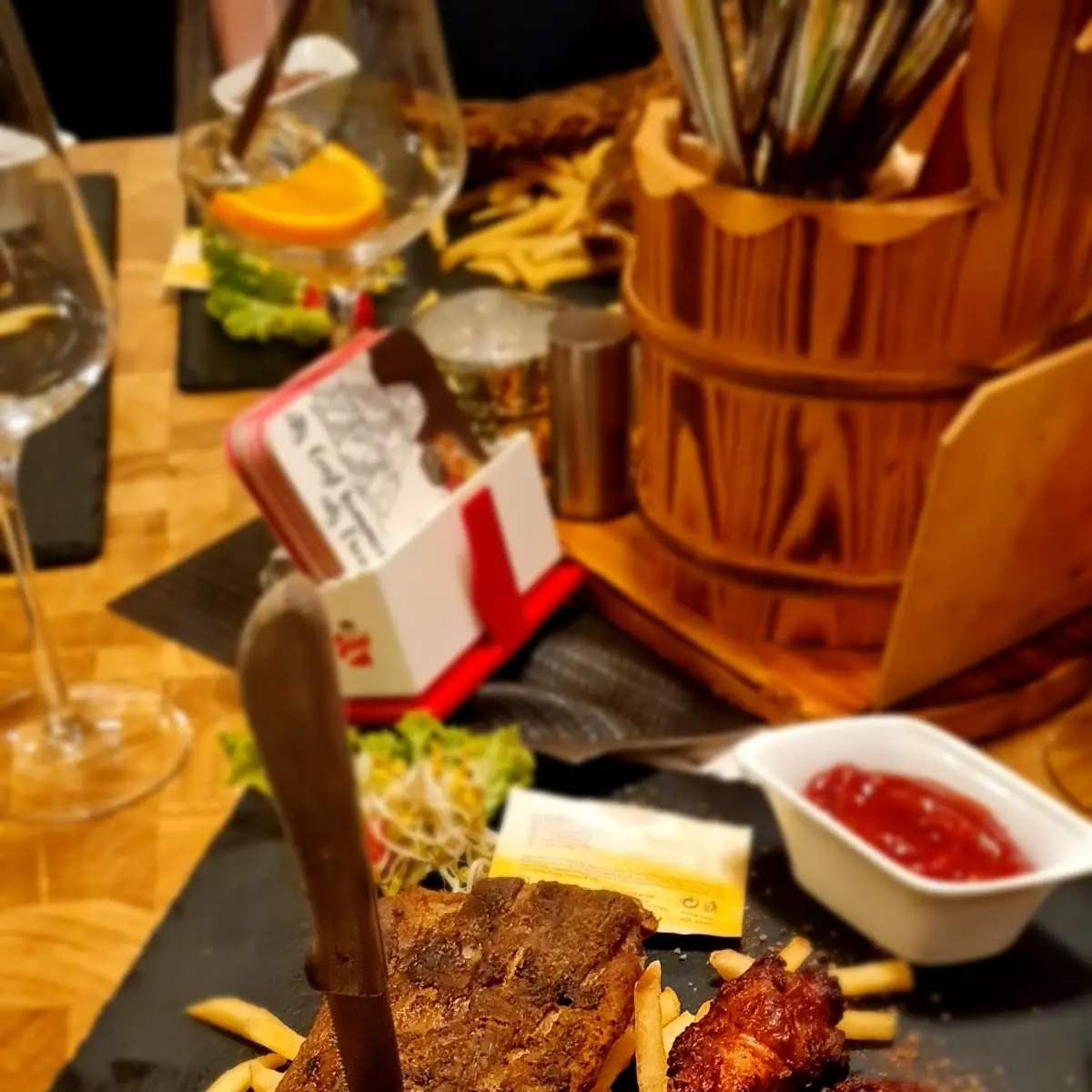 Spareribs Et Buffalo Chicken Wings