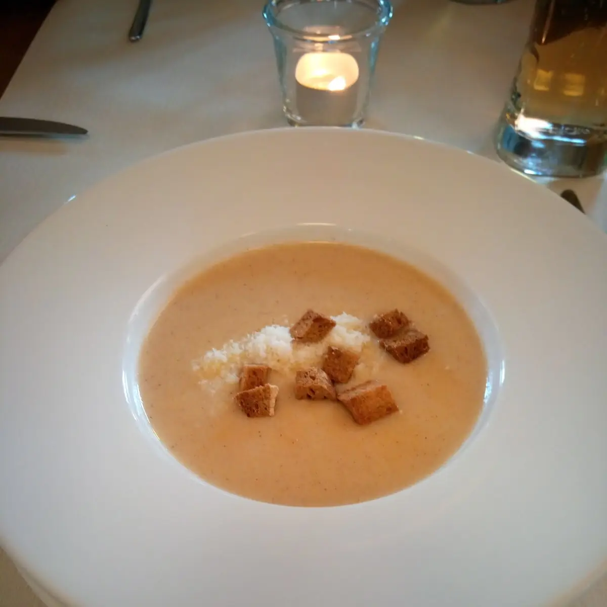 Weinschaumsuppe