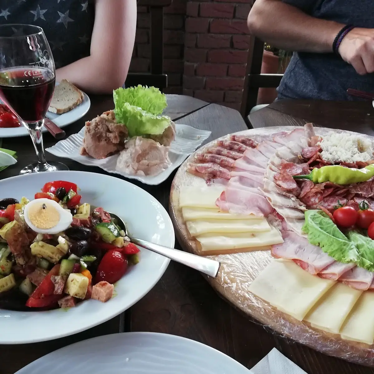 Brettljause Mit Kleinen Bauernsalat
