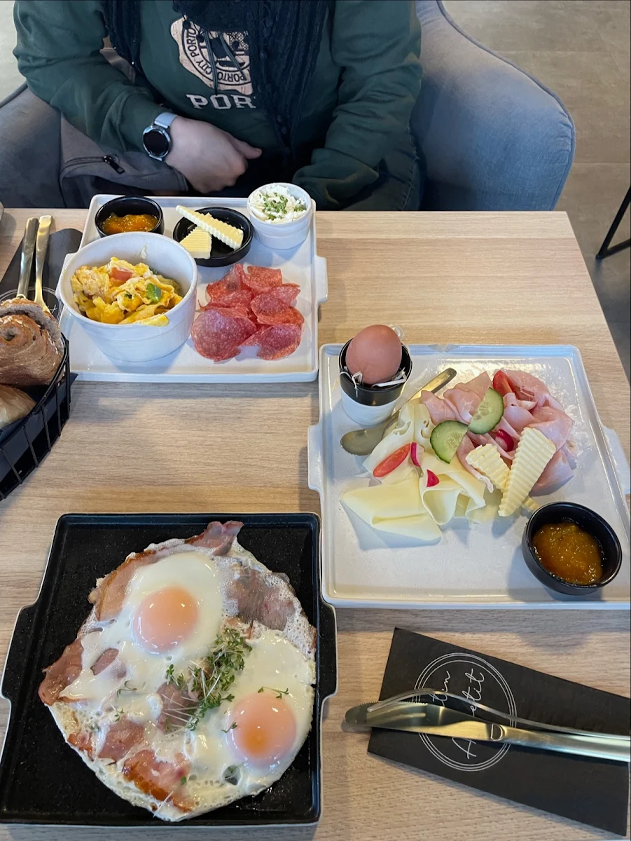 Frühstück Und Ham And Eggs