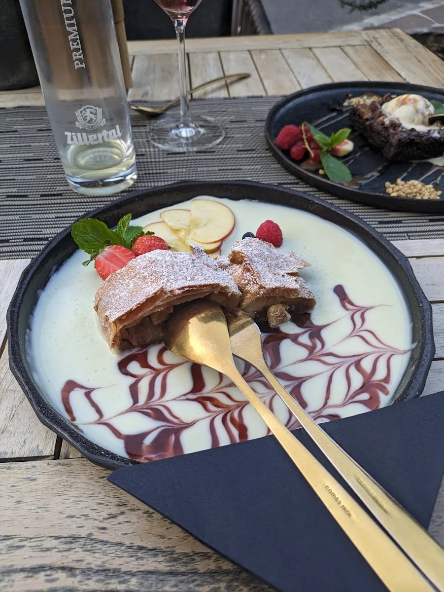 Apple Strudel