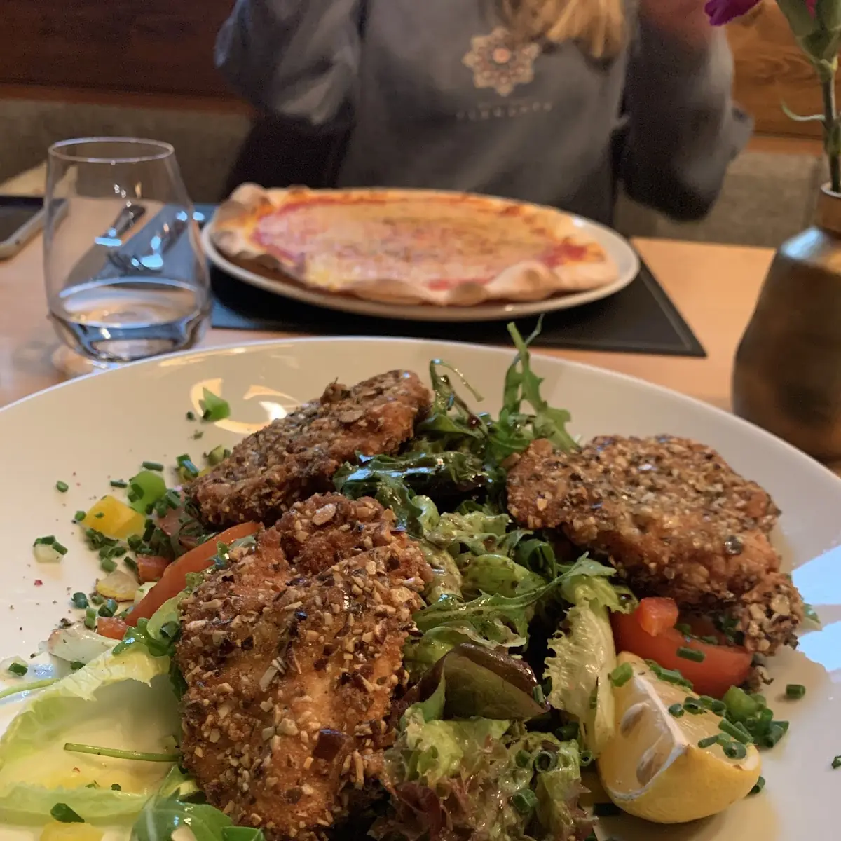 Salat Mit Brathähnchenteilen