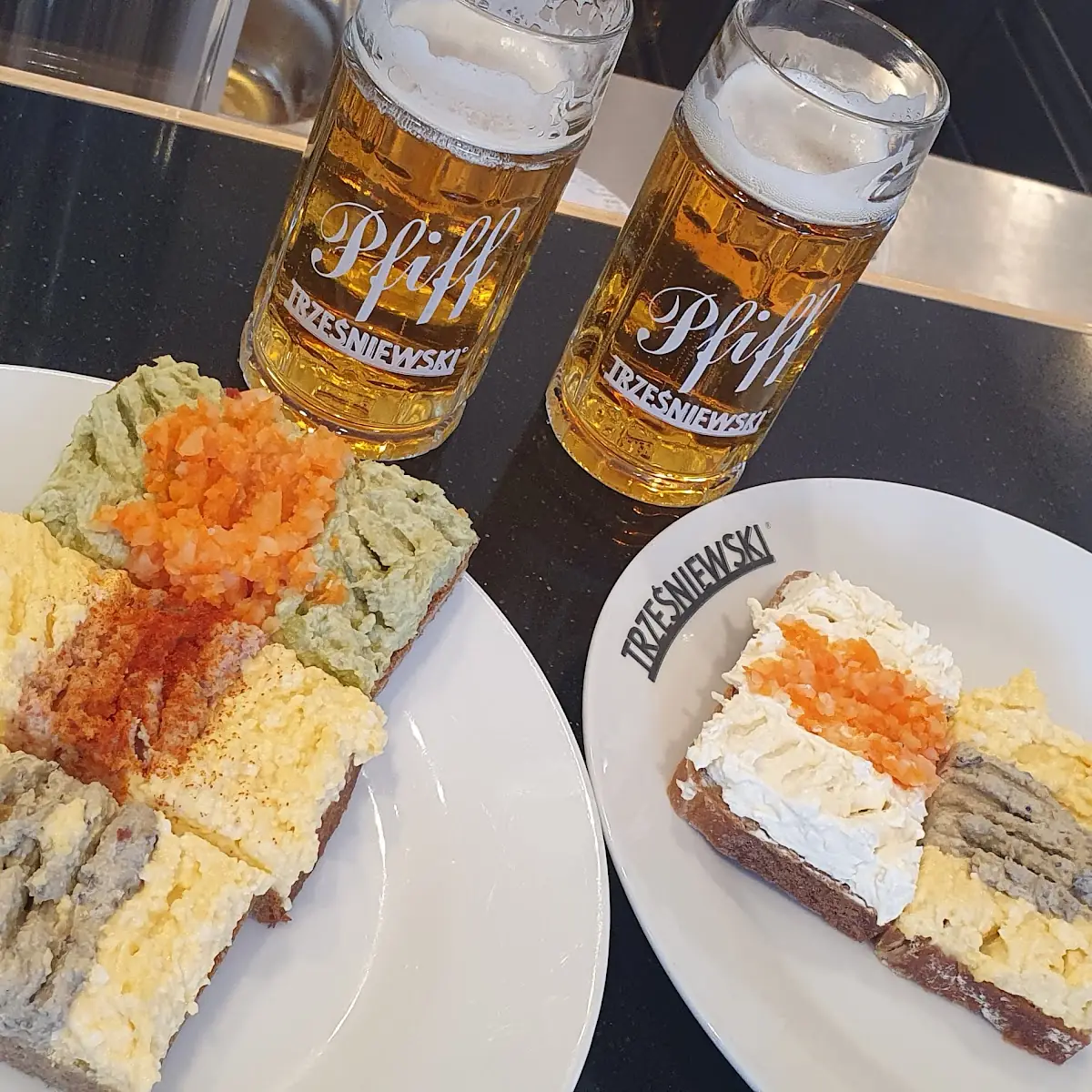 Diverse Brötchen Mit Pfiff Bier
