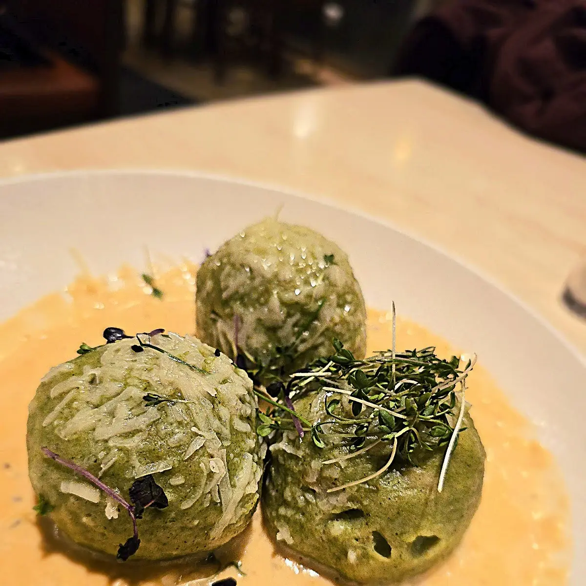 Spinatknödel Mit Gorgonzolakäsesauce