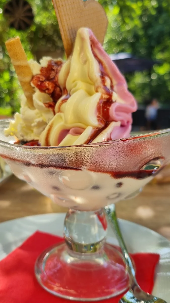 Erdbeerbecher Mit Joghurt