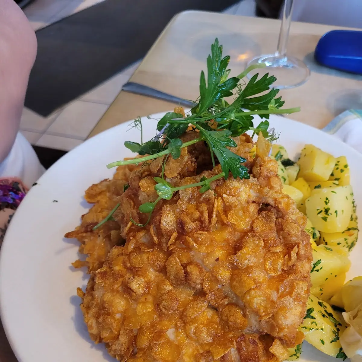 Hühnerschnitzel Mit Cornflakespanier